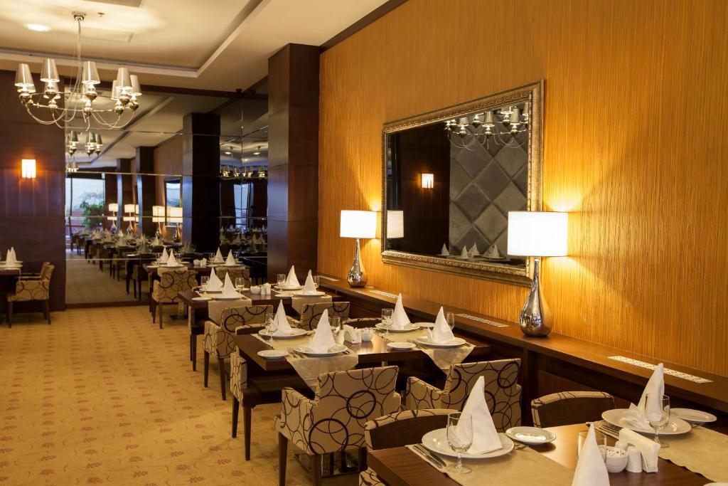 Safir Hotel Газиантеп Екстериор снимка