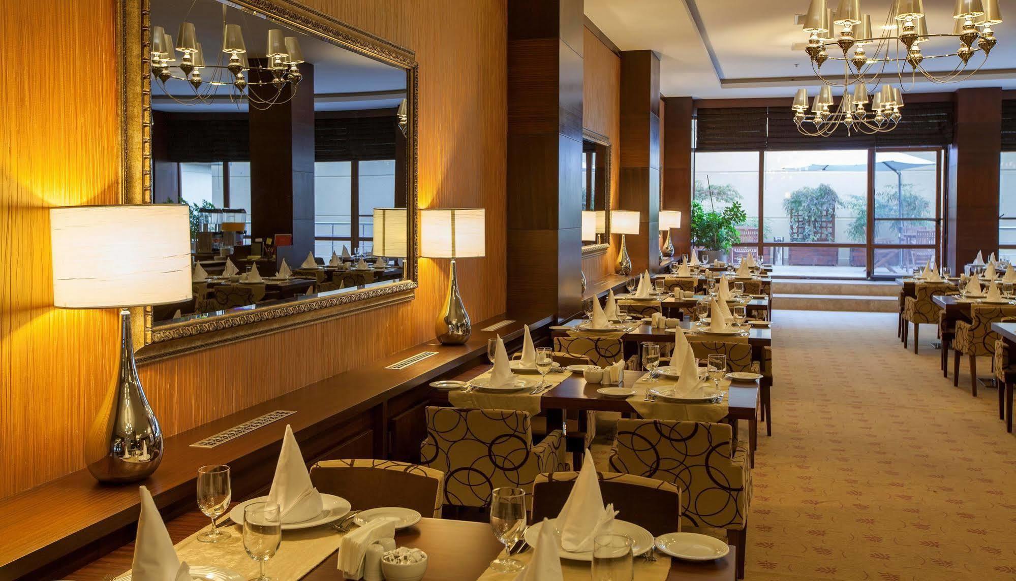 Safir Hotel Газиантеп Екстериор снимка